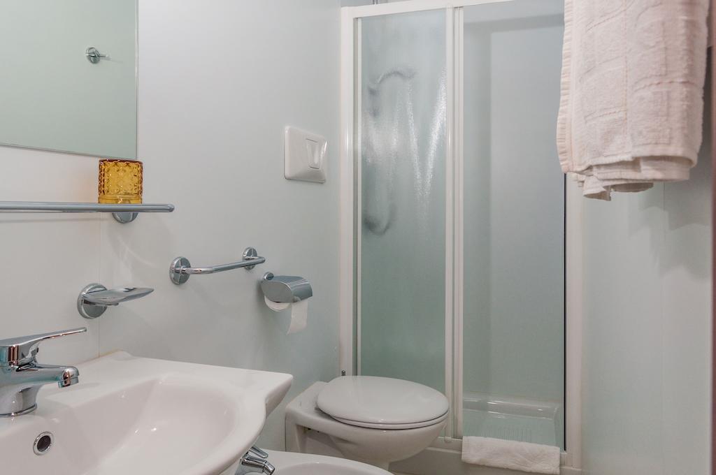 Albergo De Jean Garzeno Zimmer foto